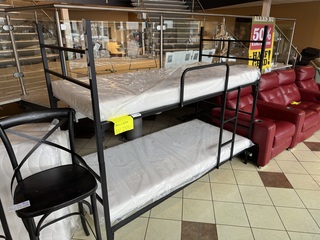 Stapelbed, zwart metaal